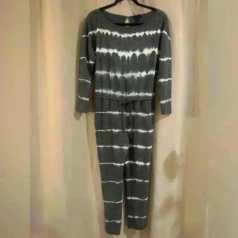 Women’s NWT Scoop Wide Neck Jumpsuit
